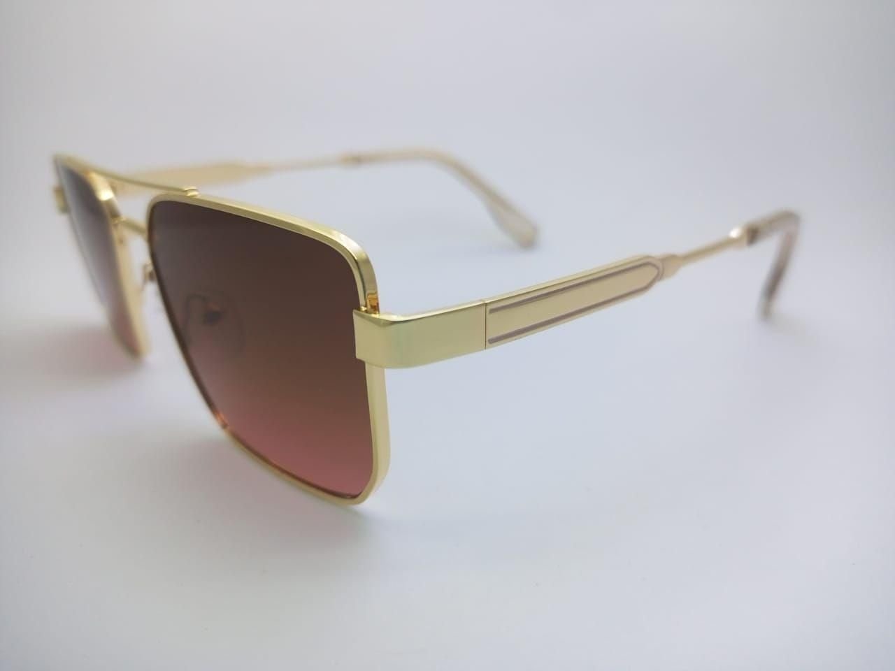 Elegant The Retro-Modern Edition - Side View