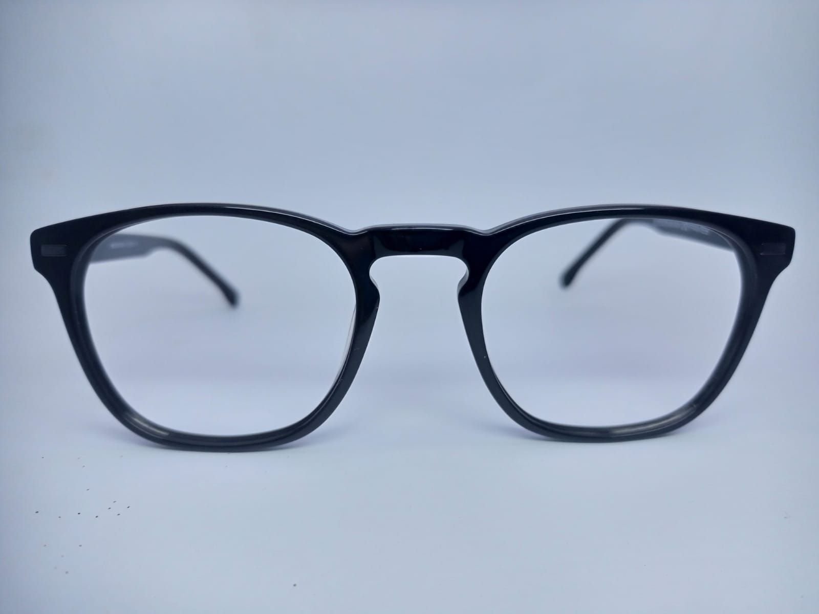 Elegant Classic Black Square Style - Side View