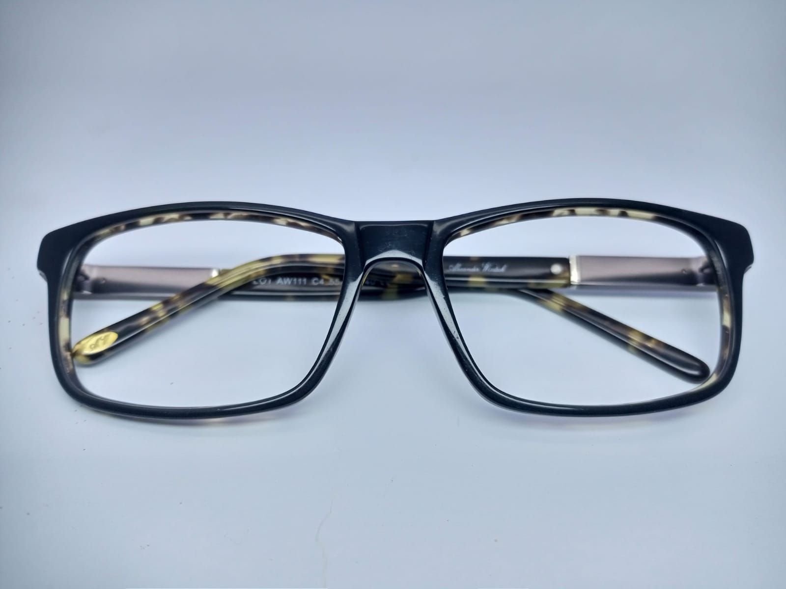 Classic Black & Tortoise Acetate Frame | Collection - Image 3